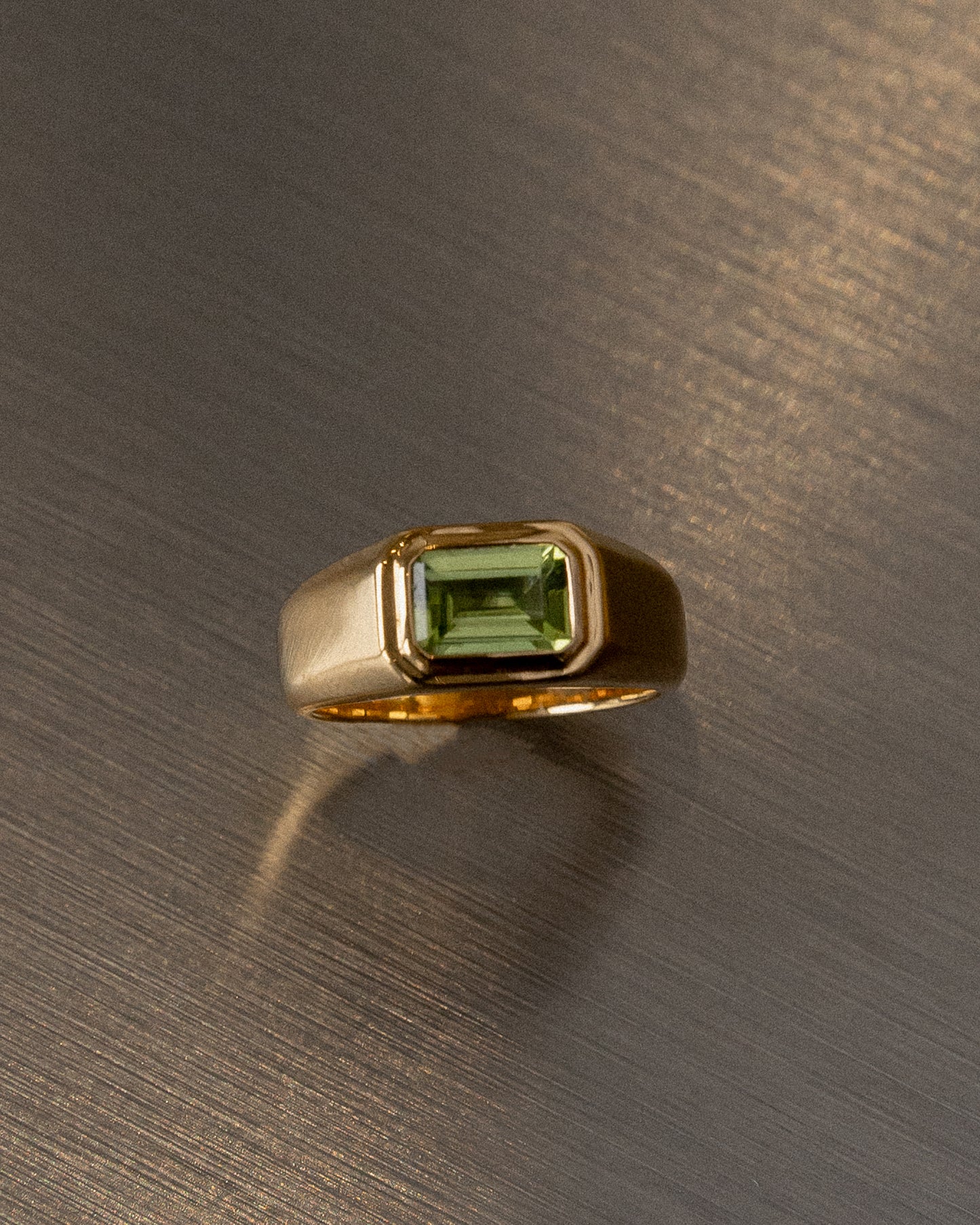 Emerald Ring (Peridot)