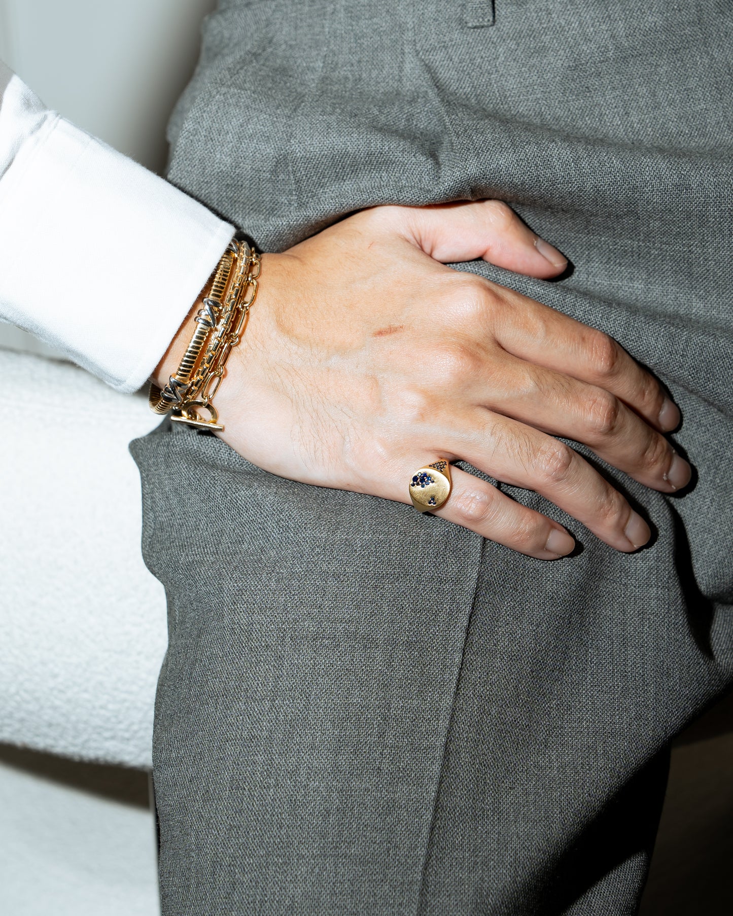 Astra (Blue Sapphire)