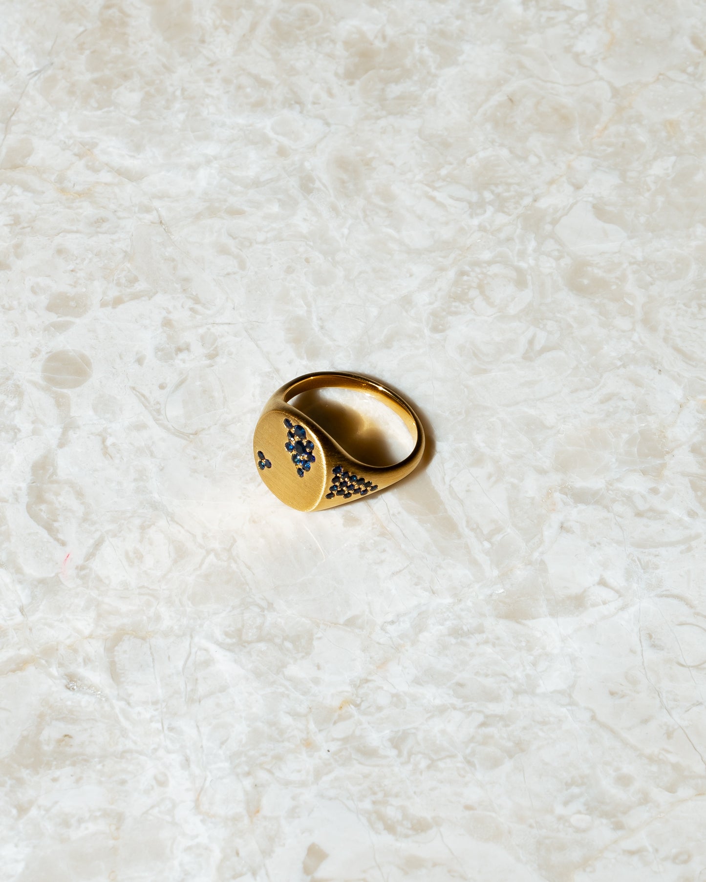 Astra (Blue Sapphire)