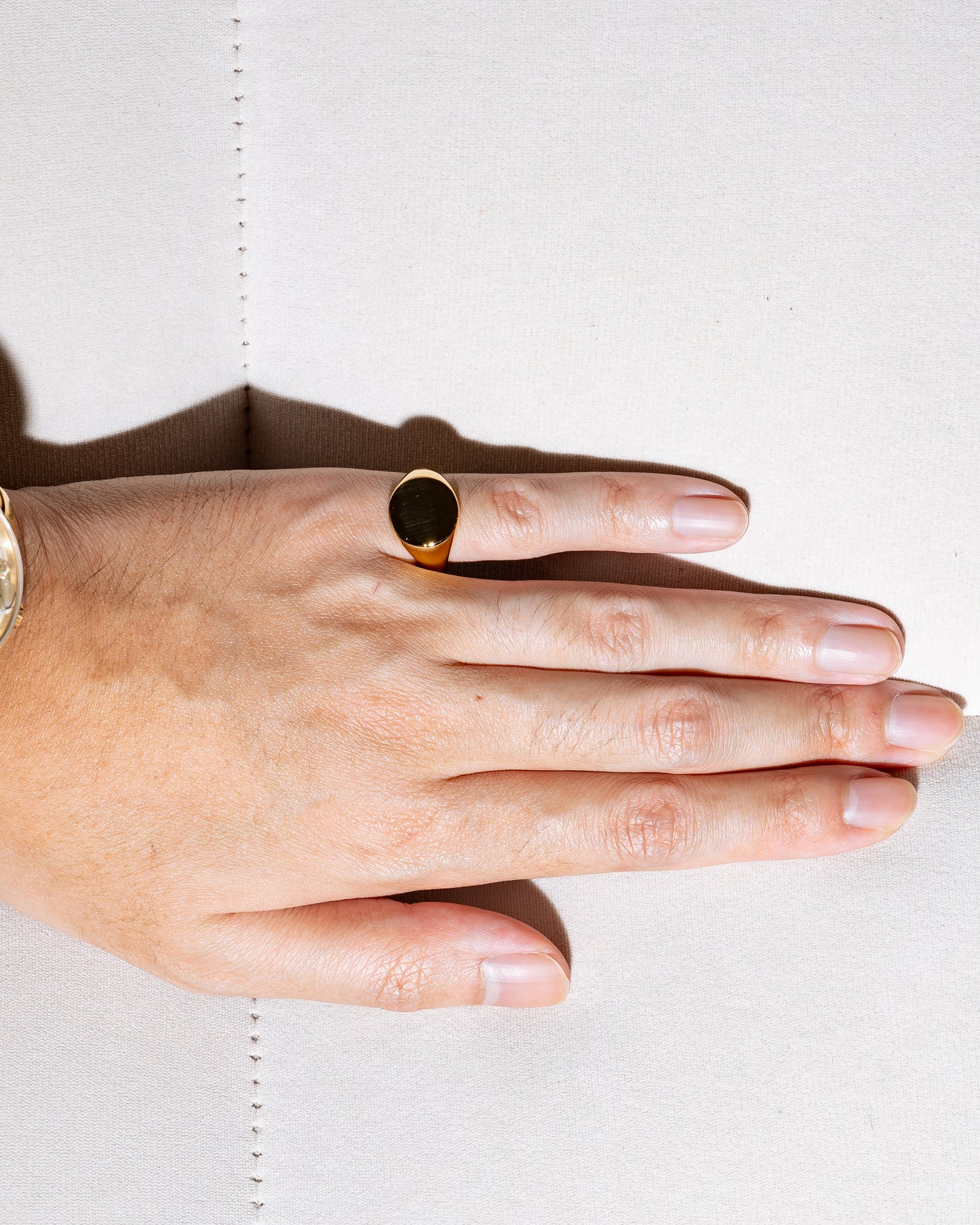 Round Signet Ring (Large) - White Gold