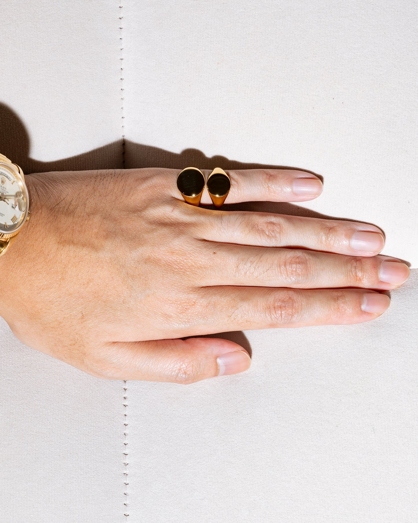 Round Signet Ring (Standard) - Rose Gold