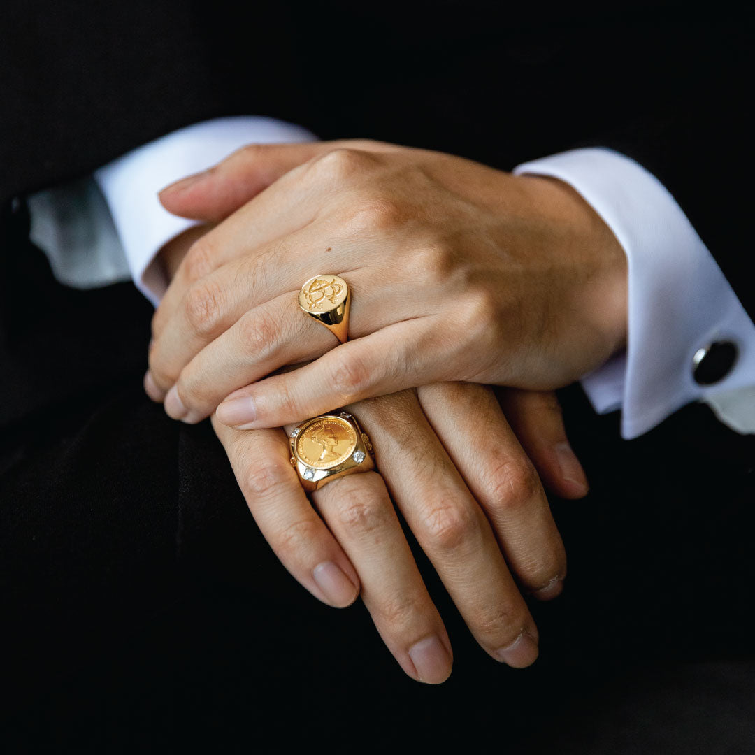 Signet Ring แหวนตราแห่งอำนาจในอดีตที่กลายเป็นแอ็กเซสเซอรี่ที่นิยมของผู้ชายในยุคปัจจุบัน
