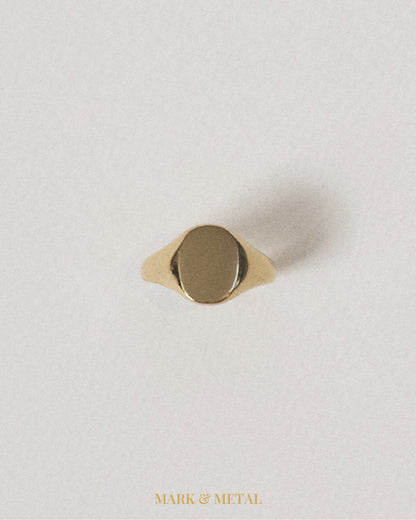 Mark & Metal Oval Signet Ring - Mark & Metal