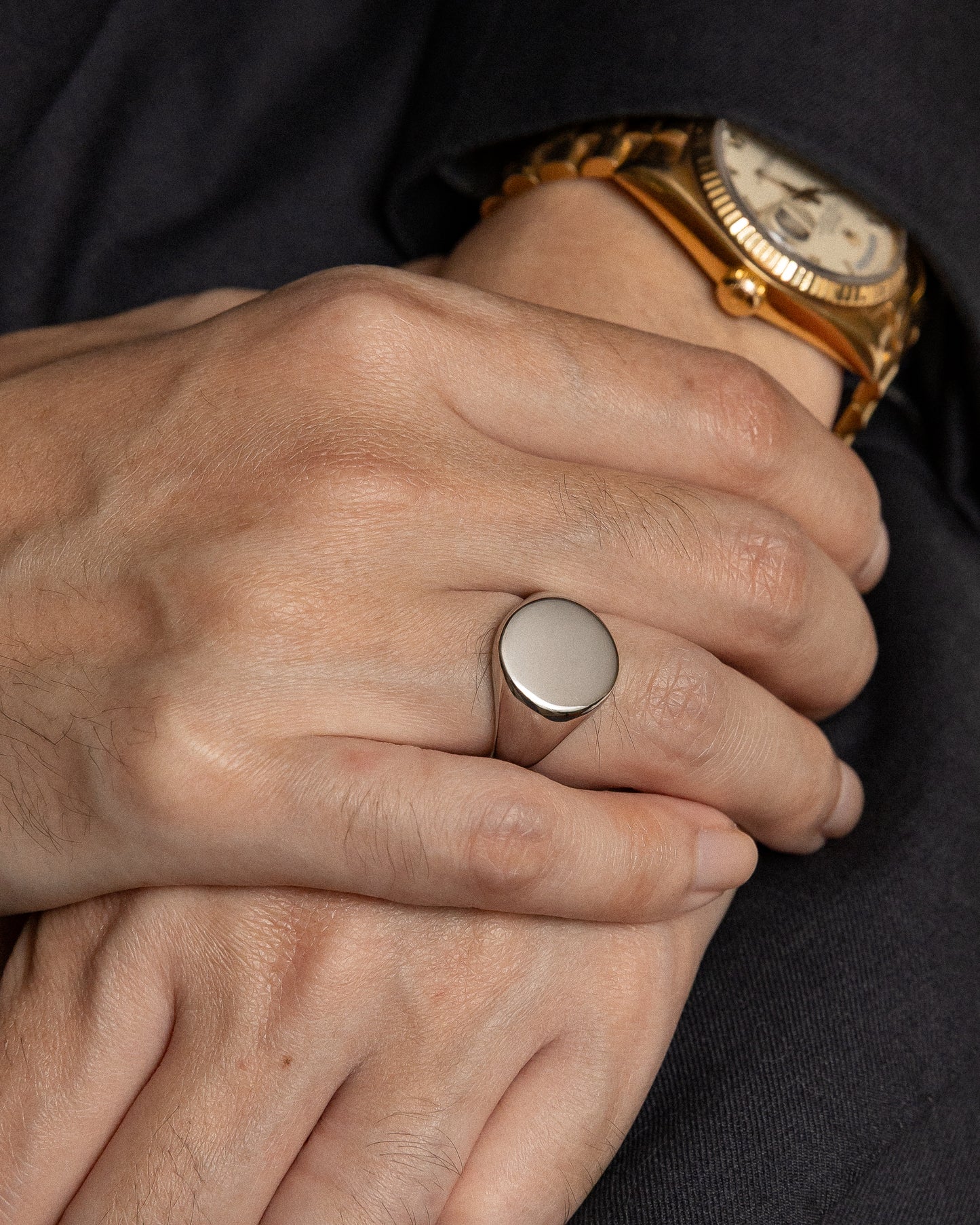 M&M Round Signet Ring - Mark & Metal