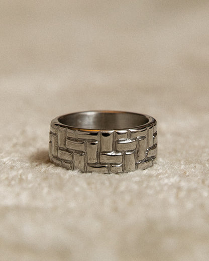 Interlock Ring - Mark & Metal