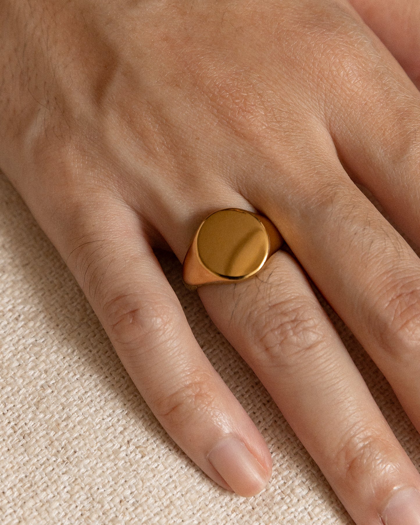 M&M Round Signet Ring - Mark & Metal