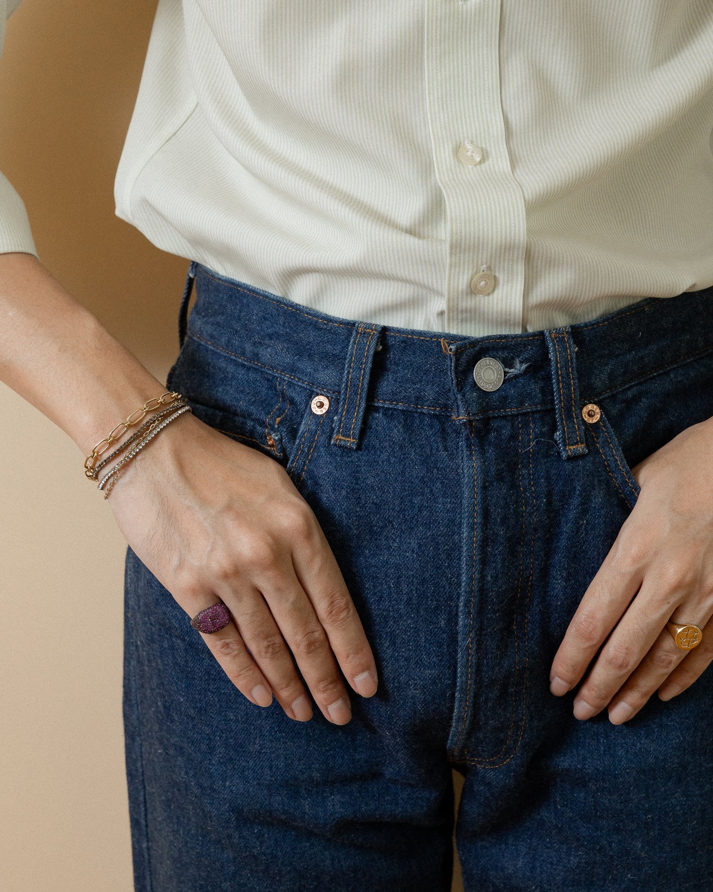 Radiant Bangle (White Edition) - Mark & Metal