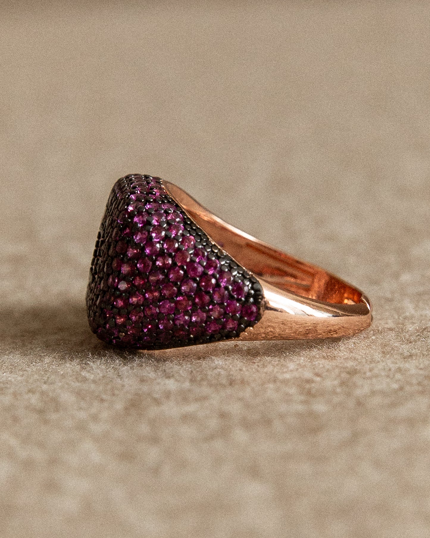 Pavé Ring (Ruby Edition) - Mark & Metal