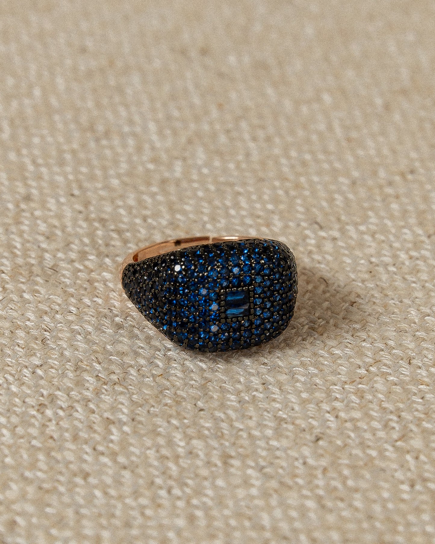Pavé Ring (Blue Edition) - Mark & Metal