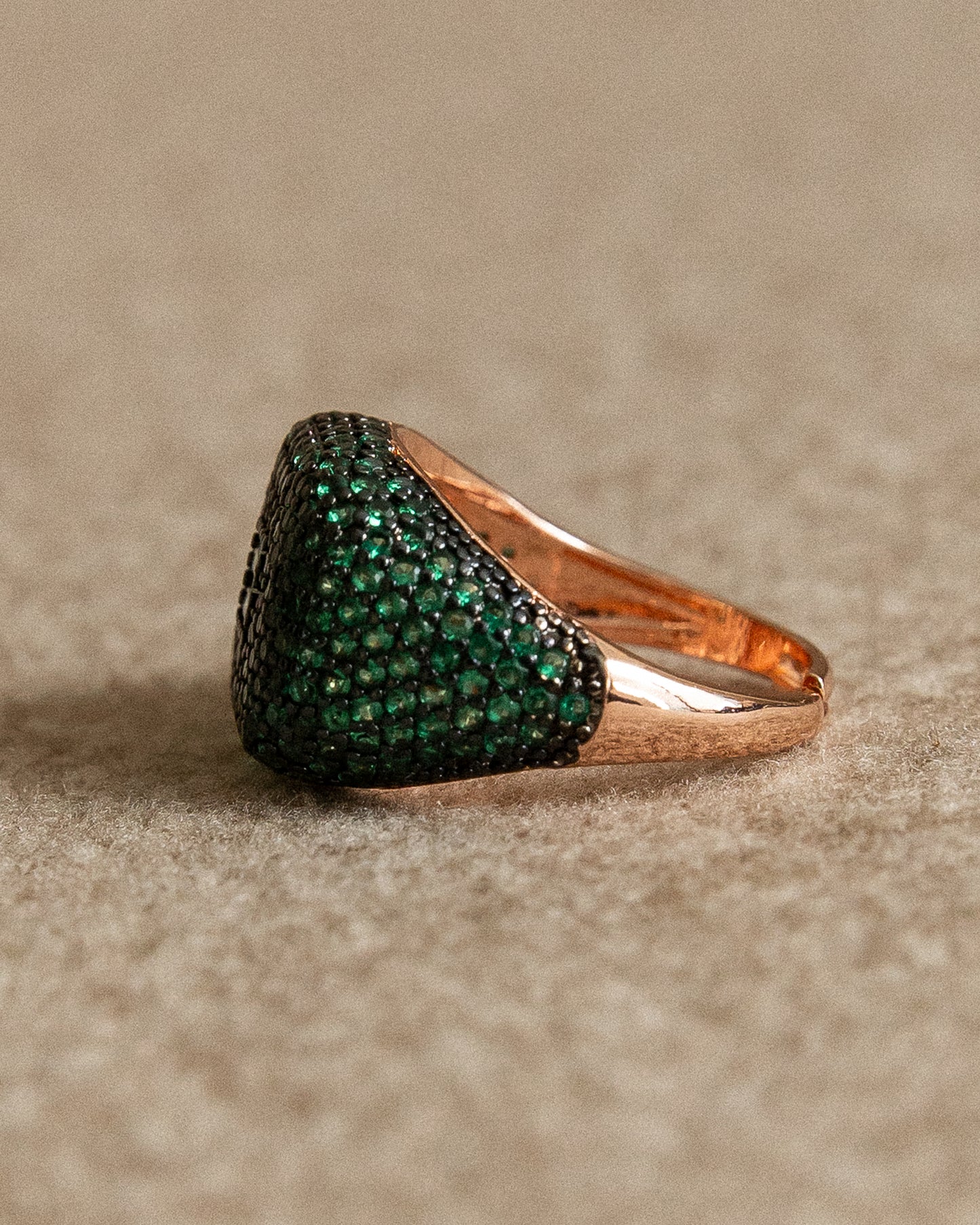 Pavé Ring (Green Edition) - Mark & Metal