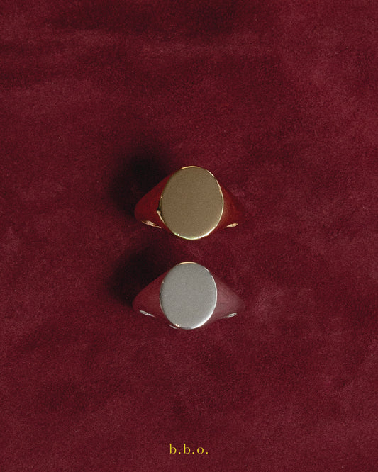 Oxford Oval Signet Ring