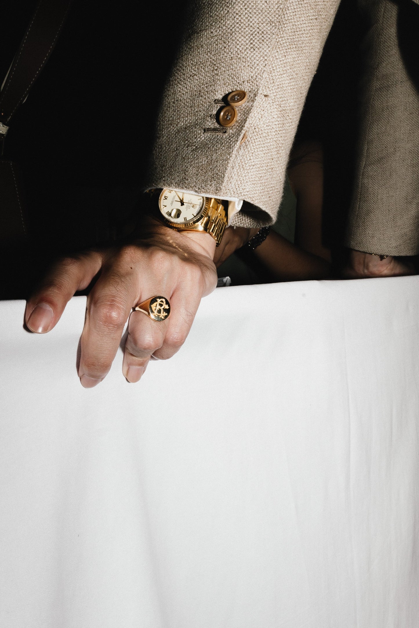 The Wedding Signet Ring (9K Rose Gold)