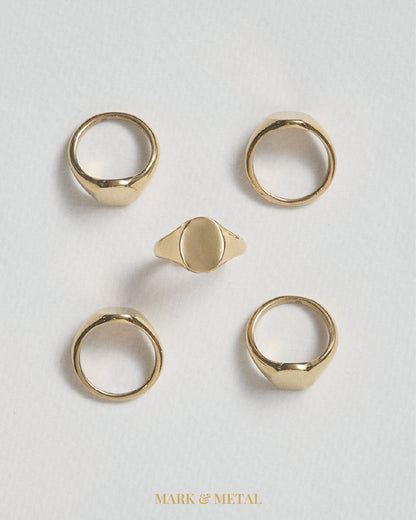 Mark & Metal Oval Signet Ring - Mark & Metal